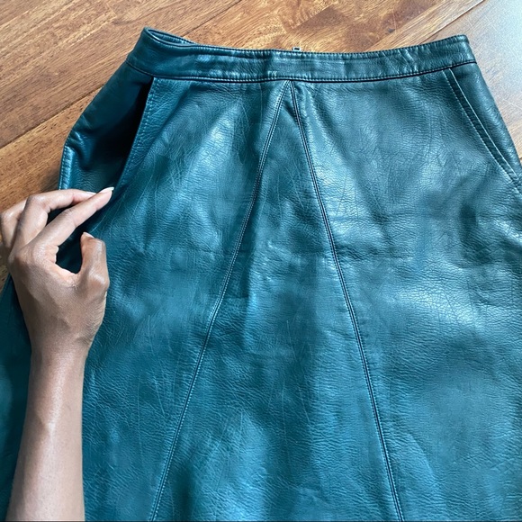 Zara Hunter Green Faux Leather A-line Skirt Small - Picture 8 of 13